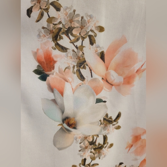 City Chic Floral Midi Dress in Cream and Peach - Picture 11 of 13